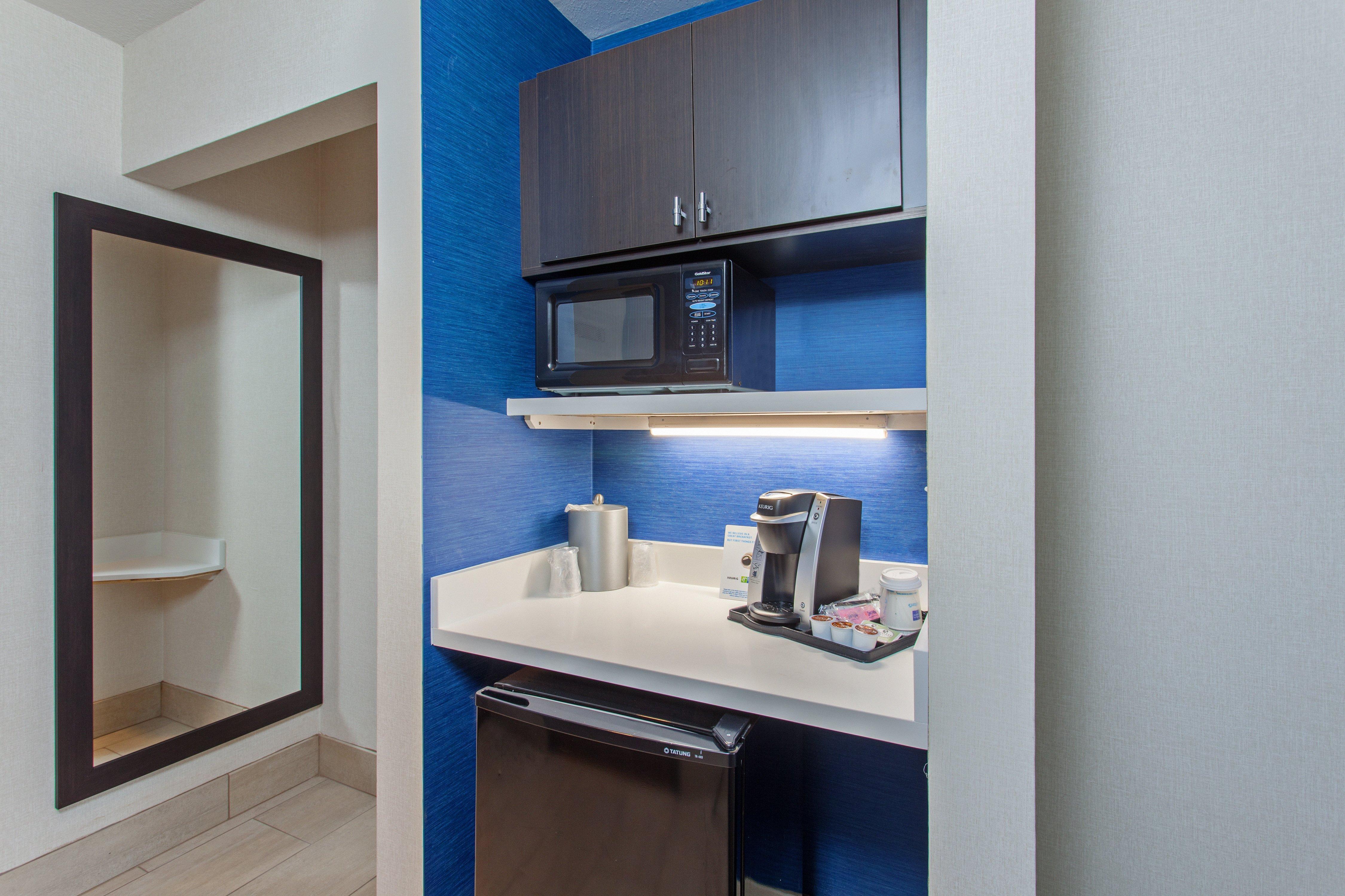 Holiday Inn Express & Suites Oakland - Airport By Ihg Luaran gambar