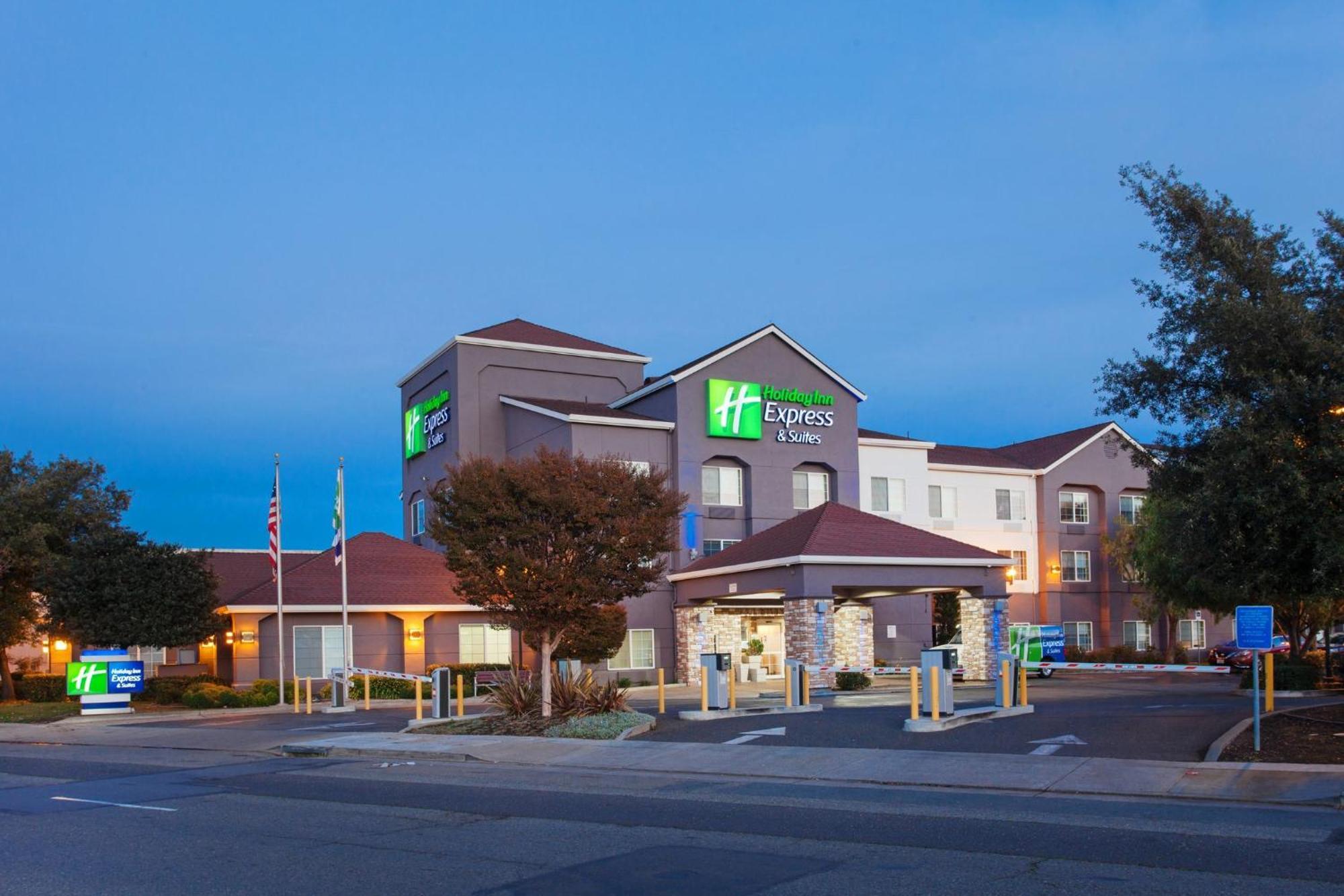 Holiday Inn Express & Suites Oakland - Airport By Ihg Luaran gambar